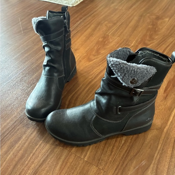 JBU Shoes - Jbu boots